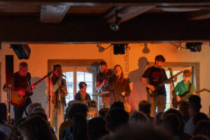 Schüler*innenband-Konzert, Rock, Pop etc.