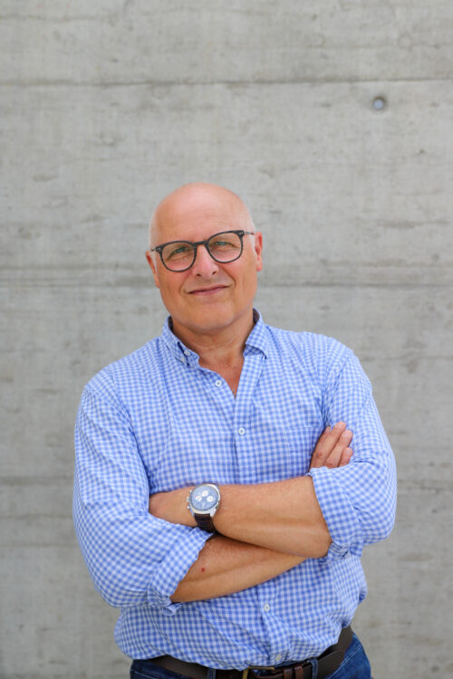 Steven Schneider Â© Alma Schneider RGB
